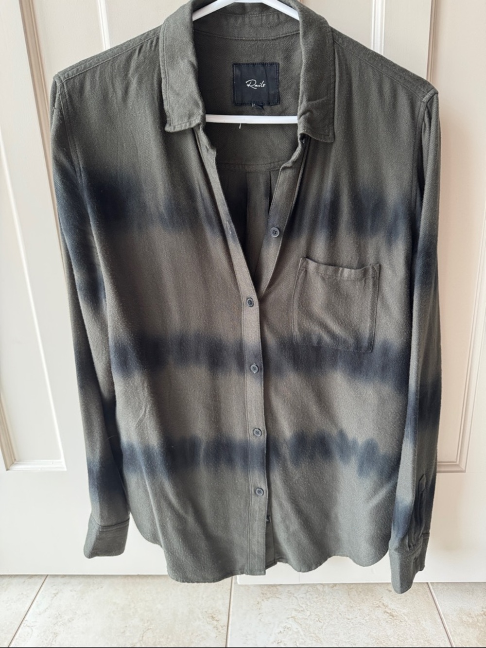 Rails Deep Olive Green and Black Tie-Dye Button-Up Shirt size small
